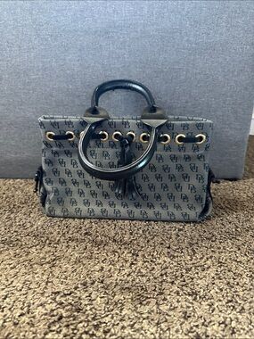 Vintage Dooney & Bourke bag